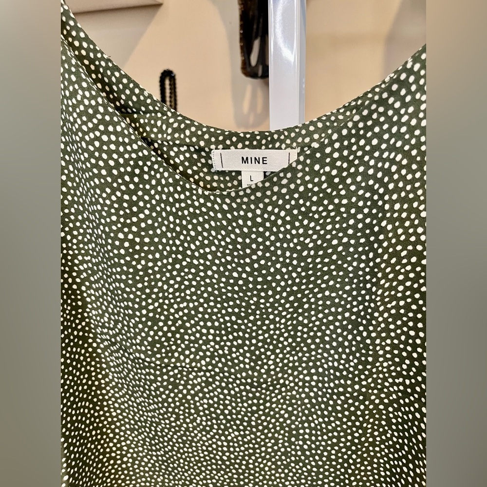 NWOT Mine Anthropology Green and White Spotted Camisole - Picture 3 of 4
